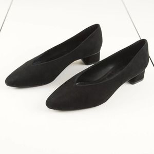 Everlane Suede V Black Heel Shoe Pump Womens Sz 5